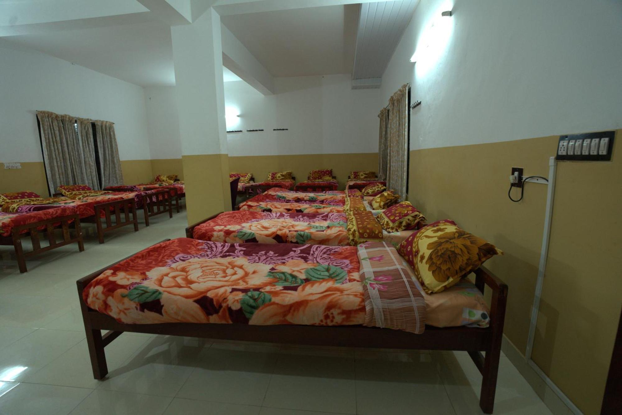 Ac Mist Hotel Munnar Exterior photo