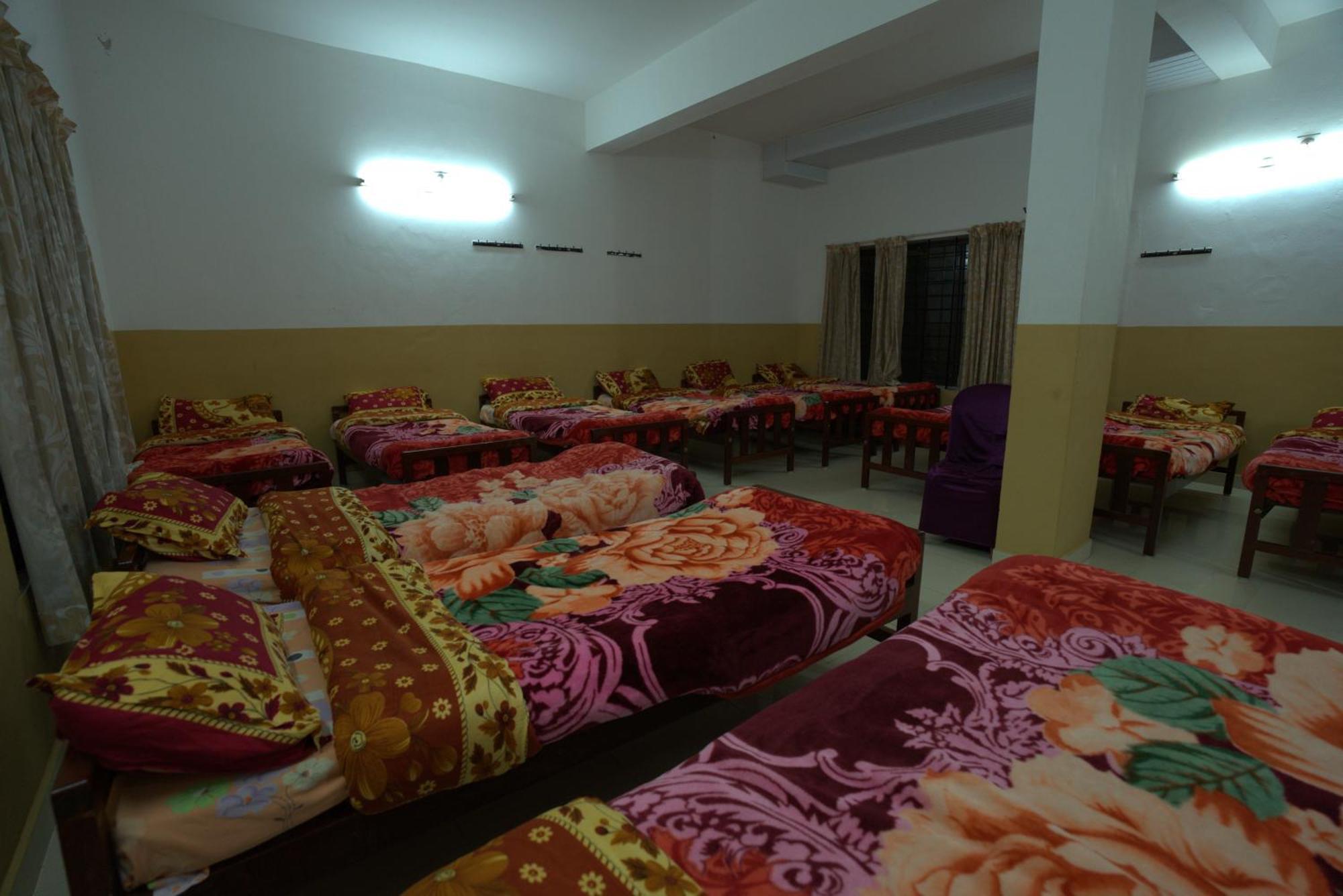 Ac Mist Hotel Munnar Exterior photo