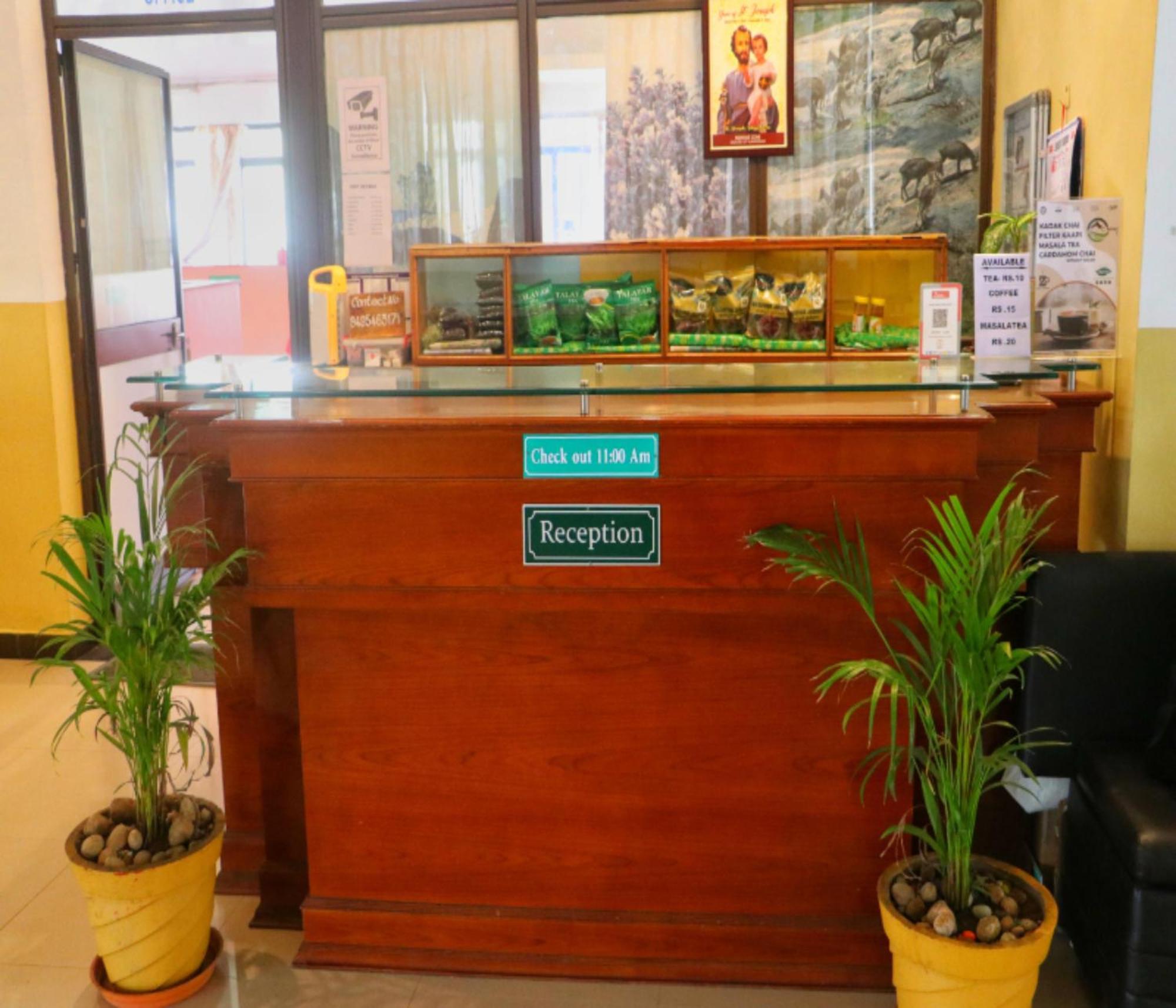 Ac Mist Hotel Munnar Exterior photo